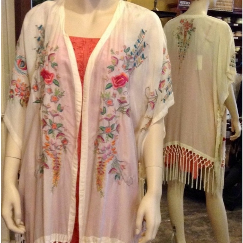 Johnny Was Kimono w/ fringe.Rare Vintage XS New w/Tags. Perfect condition. - Picture 15 of 15